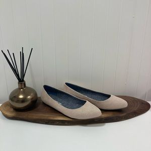 NWTs Dr. Scholls Suede Flats